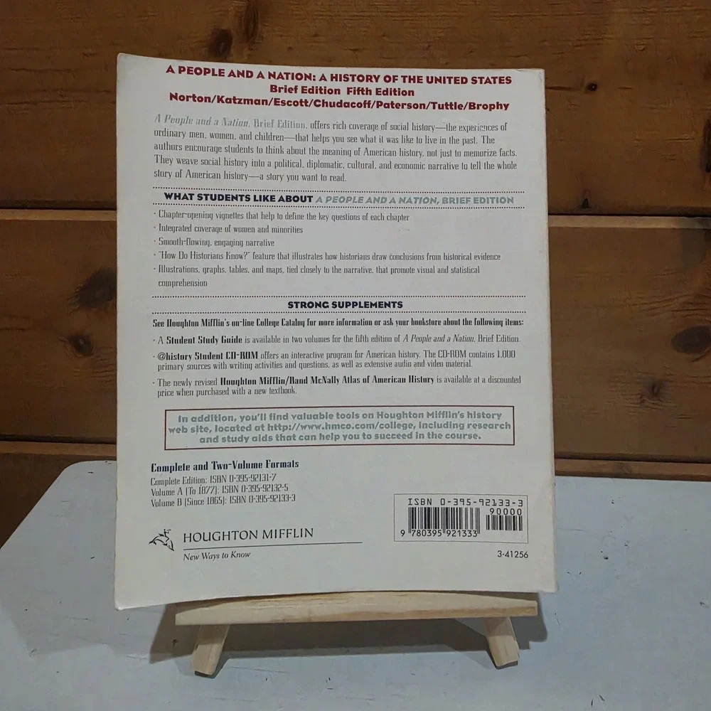 A People and a Nation: A History - Paperback, by Norton Mary Beth; 9780395921333